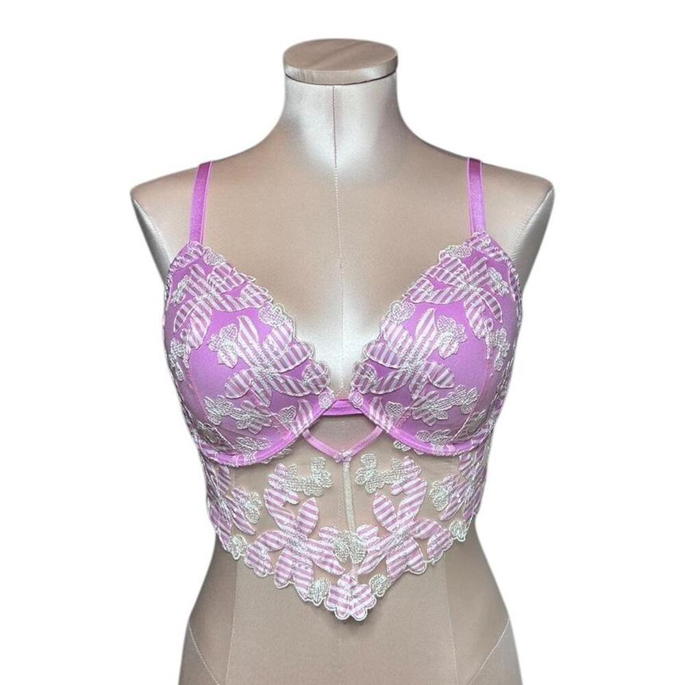 Victoria’s Secret bra!